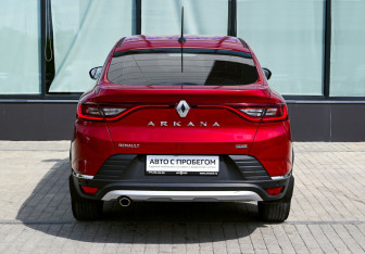 Подержанный автомобиль Renault Arkana 2019 года (4 фото)