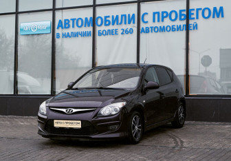 Подержанный автомобиль Hyundai i30 Hatchback 2010 года (1 фото)