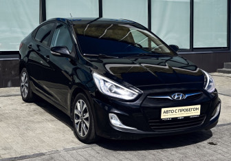 Подержанный автомобиль Hyundai Solaris Sedan 2013 года (7 фото)