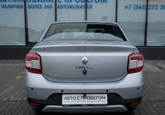 Подержанный автомобиль Renault Logan Sedan 2022 года (4 фото)