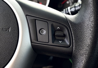 Подержанный автомобиль Kia Venga 2012 года (11 фото)