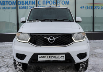 Подержанный автомобиль УАЗ Patriot 2017 года (8 фото)