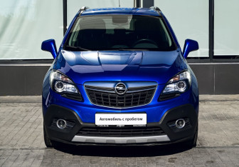 Подержанный автомобиль Opel Mokka 2013 года (8 фото)