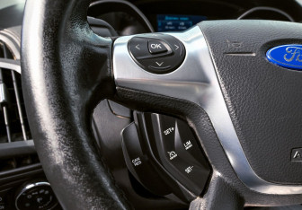 Подержанный автомобиль Ford Focus Hatchback 2011 года (14 фото)