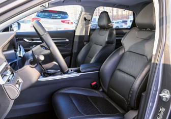 Подержанный автомобиль Geely Emgrand 2024 года (9 фото)