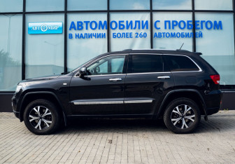 Подержанный автомобиль Jeep Grand Cherokee 2011 года (2 фото)