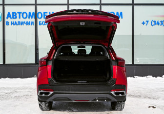 Подержанный автомобиль Omoda C5 2023 года (23 фото)