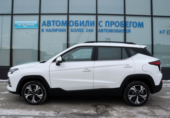 Новый Москвич 3 2022 (2 фото)