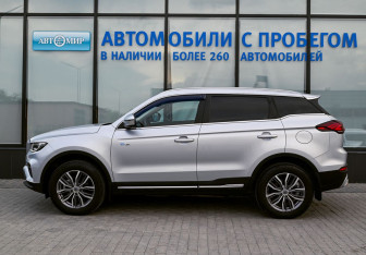 Подержанный автомобиль Geely Atlas Pro 2022 года (2 фото)