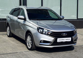 Подержанный автомобиль LADA (ВАЗ) Vesta Wagon 2019 года (7 фото)