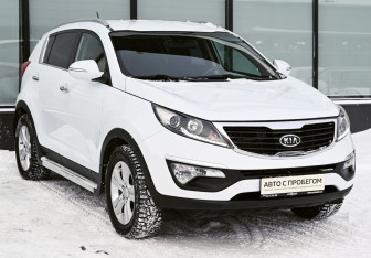 Подержанный автомобиль Kia Sportage 2012 года (7 фото)
