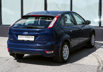 Подержанный автомобиль Ford Focus Hatchback 2010 года (3 фото)