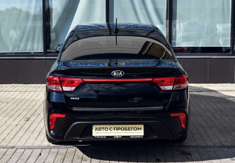 Подержанный автомобиль Kia Rio Sedan 2020 года (4 фото)