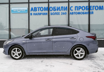 Подержанный автомобиль Hyundai Solaris Sedan 2017 года (2 фото)