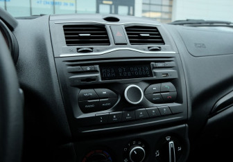 Подержанный автомобиль LADA (ВАЗ) Granta Liftback 2024 года (12 фото)