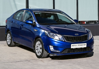 Подержанный автомобиль Kia Rio Sedan 2013 года (7 фото)
