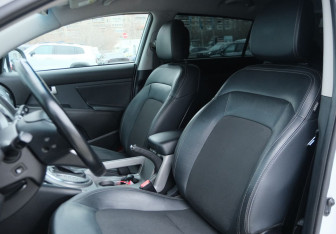 Подержанный автомобиль Kia Sportage 2015 года (19 фото)