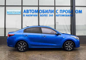 Подержанный автомобиль Kia Rio Sedan 2018 года (6 фото)