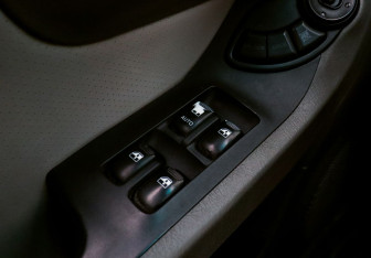 Подержанный автомобиль Hyundai Santa Fe 2007 года (12 фото)