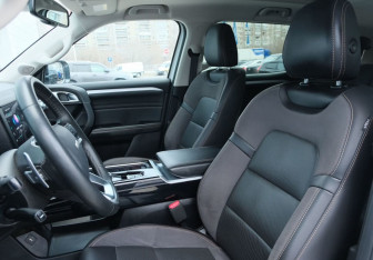 Подержанный автомобиль Haval Dargo 2023 года (17 фото)