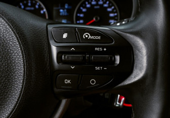 Подержанный автомобиль Kia Rio Sedan 2019 года (13 фото)