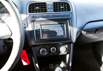 Подержанный автомобиль Volkswagen Polo Sedan 2011 года (10 фото)