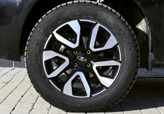 Подержанный автомобиль LADA (ВАЗ) Granta Sedan 2013 года (20 фото)