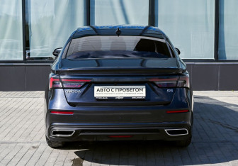 Подержанный автомобиль Omoda S5 2023 года (4 фото)