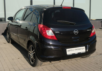 Подержанный автомобиль Opel Corsa 2007 года (3 фото)