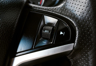 Подержанный автомобиль Brilliance V5 2014 года (14 фото)