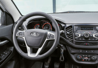 Подержанный автомобиль LADA (ВАЗ) Vesta Wagon 2019 года (11 фото)