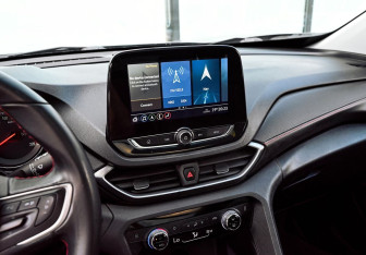 Подержанный автомобиль Chevrolet Orlando 2020 года (10 фото)