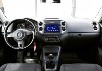 Подержанный автомобиль Volkswagen Tiguan 2011 года (16 фото)