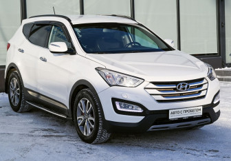 Подержанный автомобиль Hyundai Santa Fe 2013 года (7 фото)