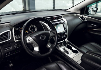 Подержанный автомобиль Nissan Murano Suv 2018 года (15 фото)