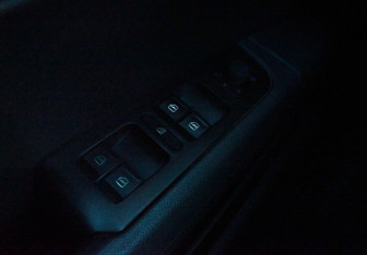 Подержанный автомобиль Skoda Superb Liftback 2012 года (12 фото)