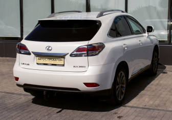 Подержанный автомобиль Lexus RX 2012 года (5 фото)