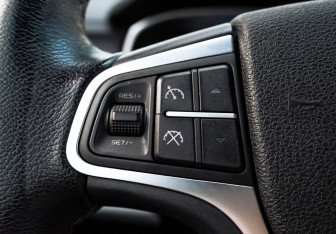 Подержанный автомобиль Geely Atlas 2021 года (13 фото)
