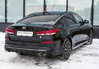 Подержанный автомобиль Kia Optima Sedan 2019 года (5 фото)