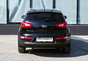 Подержанный автомобиль Kia Sportage 2013 года (4 фото)