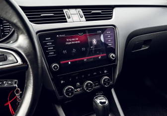 Подержанный автомобиль Skoda Octavia Liftback 2020 года (10 фото)