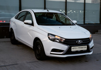 Подержанный автомобиль LADA (ВАЗ) Vesta Sedan 2017 года (7 фото)
