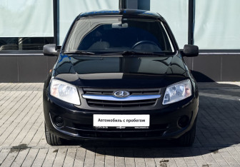 Подержанный автомобиль LADA (ВАЗ) Granta Sedan 2013 года (8 фото)