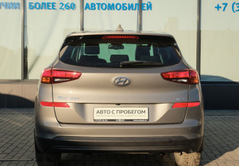 Подержанный автомобиль Hyundai Tucson 2020 года (4 фото)