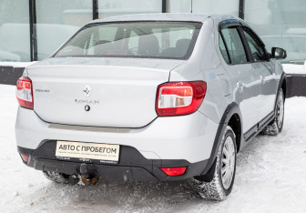 Подержанный автомобиль Renault Logan Sedan 2019 года (5 фото)