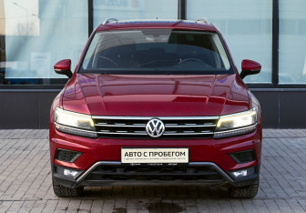 Подержанный автомобиль Volkswagen Tiguan 2018 года (8 фото)