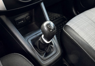 Подержанный автомобиль Kia Venga 2012 года (9 фото)