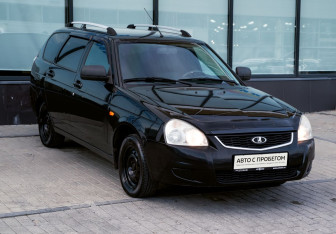 Подержанный автомобиль LADA (ВАЗ) Priora Wagon 2013 года (7 фото)