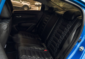Подержанный автомобиль Kia Rio Sedan 2018 года (17 фото)