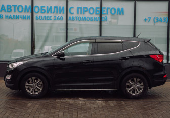 Подержанный автомобиль Hyundai Santa Fe 2012 года (2 фото)
